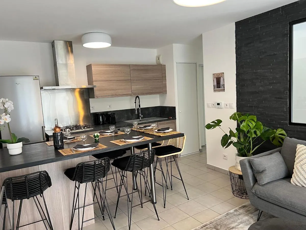 Le Jardin De L'Arena - T3 Design - Jardin Prive - Garage Sur Demande - Proche Eurexpo, Groupama Stadium, Ldlc Arena Decines-Charpieu Apartment